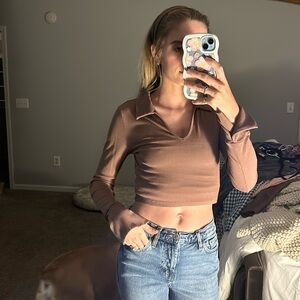 Style Rack Ribbed Crop Top with Collar